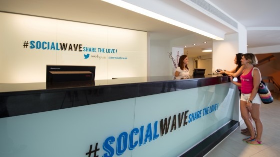 #socialwave hotel twitter melia